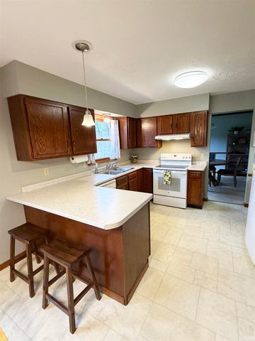 12281 Pennyroyal Lane, Granger, IN 46530