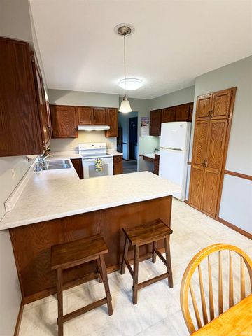 12281 Pennyroyal Lane, Granger, IN 46530