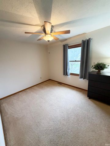 12281 Pennyroyal Lane, Granger, IN 46530