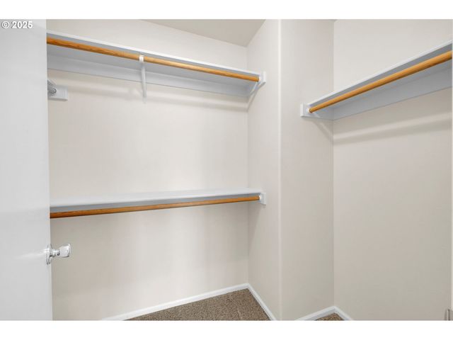 5298 WALES Dr, Eugene, OR 97402