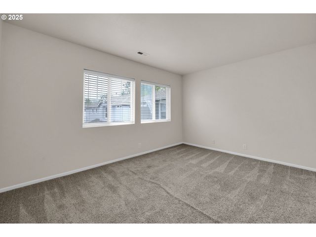 5298 WALES Dr, Eugene, OR 97402