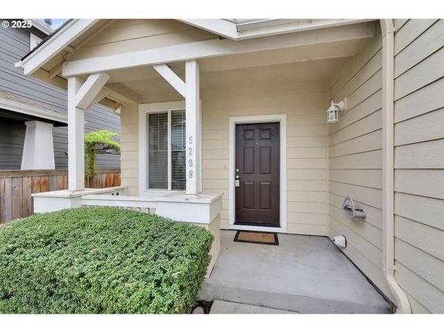 5298 WALES Dr, Eugene, OR 97402
