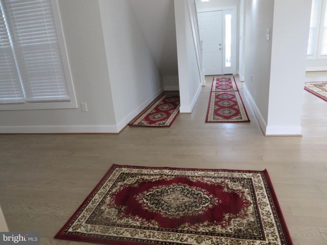 3010 STEVEN MARTIN DR, Fairfax, VA 22031