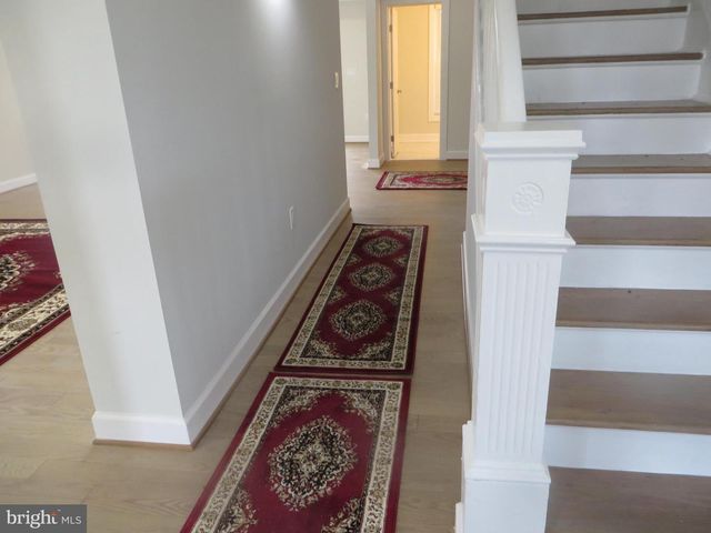 3010 STEVEN MARTIN DR, Fairfax, VA 22031