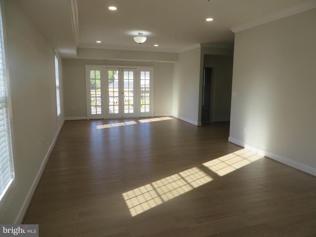 3010 STEVEN MARTIN DR, Fairfax, VA 22031