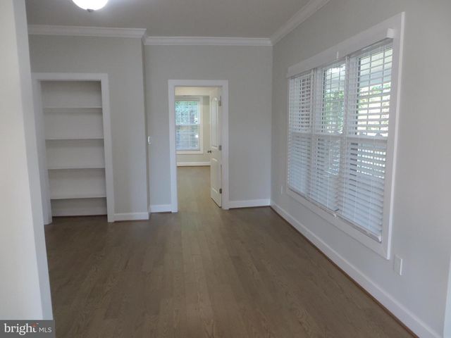 3010 STEVEN MARTIN DR, Fairfax, VA 22031