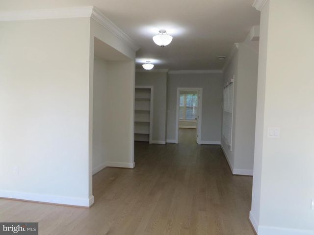 3010 STEVEN MARTIN DR, Fairfax, VA 22031