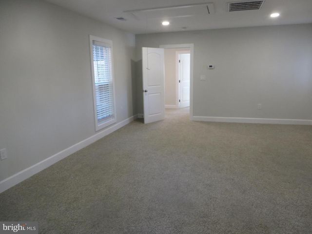 3010 STEVEN MARTIN DR, Fairfax, VA 22031