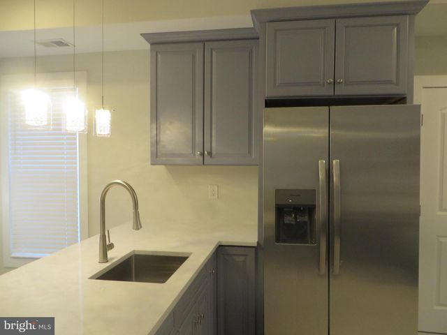 3010 STEVEN MARTIN DR, Fairfax, VA 22031