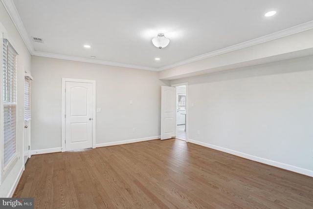 3010 STEVEN MARTIN DR, Fairfax, VA 22031