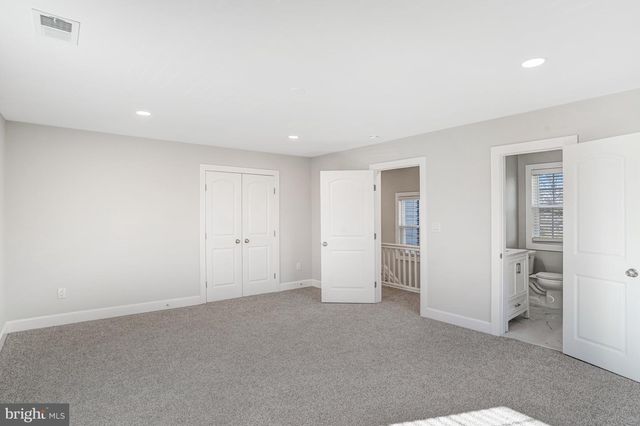 3010 STEVEN MARTIN DR, Fairfax, VA 22031