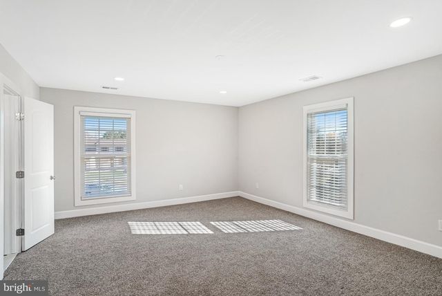 3010 STEVEN MARTIN DR, Fairfax, VA 22031