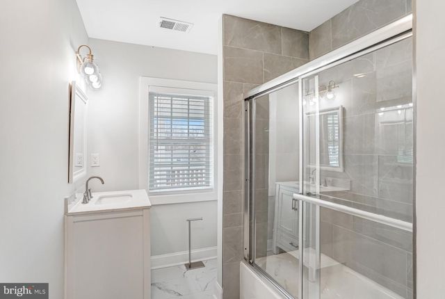 3010 STEVEN MARTIN DR, Fairfax, VA 22031