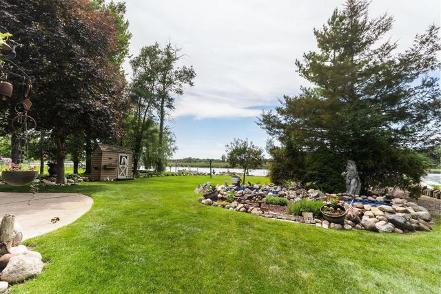 8508 Fox River ROAD, Waterford, WI 53185