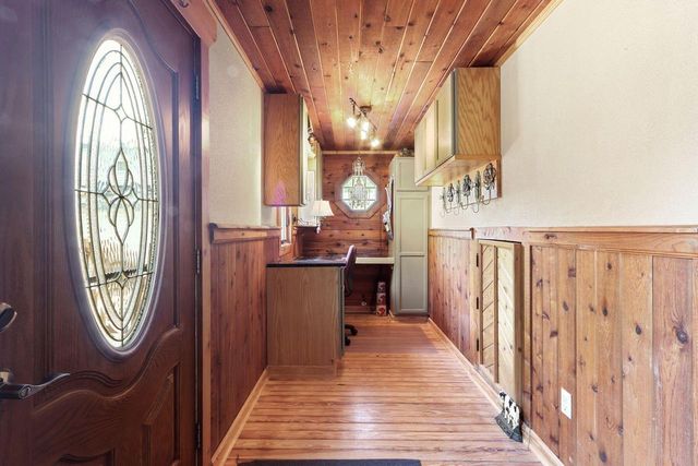 8508 Fox River ROAD, Waterford, WI 53185