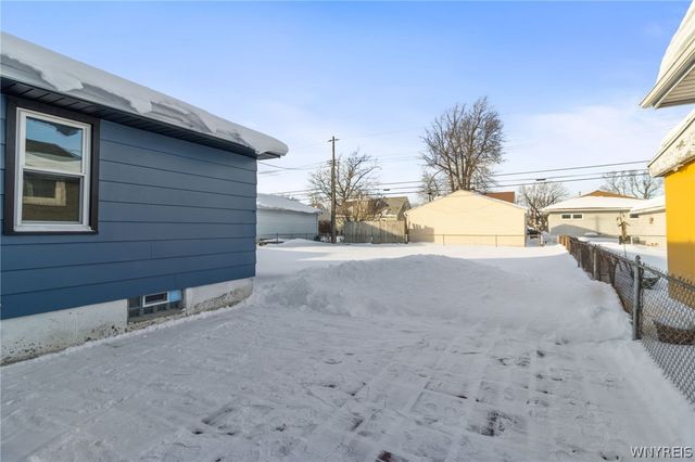 135 Thurston Avenue, Tonawanda, NY 14217