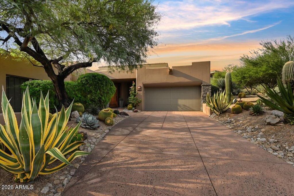 39032 N 101ST Way, Scottsdale, AZ 85262 — exterior