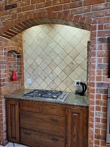 19605 Talavera Lane, Edmond, OK 73012