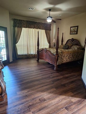 19605 Talavera Lane, Edmond, OK 73012