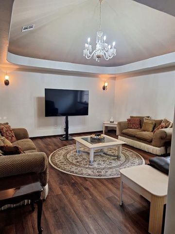 19605 Talavera Lane, Edmond, OK 73012