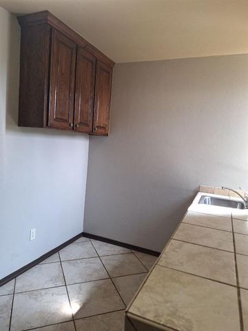 19605 Talavera Lane, Edmond, OK 73012