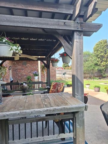 19605 Talavera Lane, Edmond, OK 73012