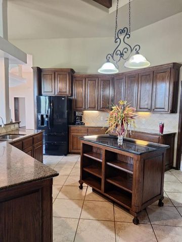 19605 Talavera Lane, Edmond, OK 73012