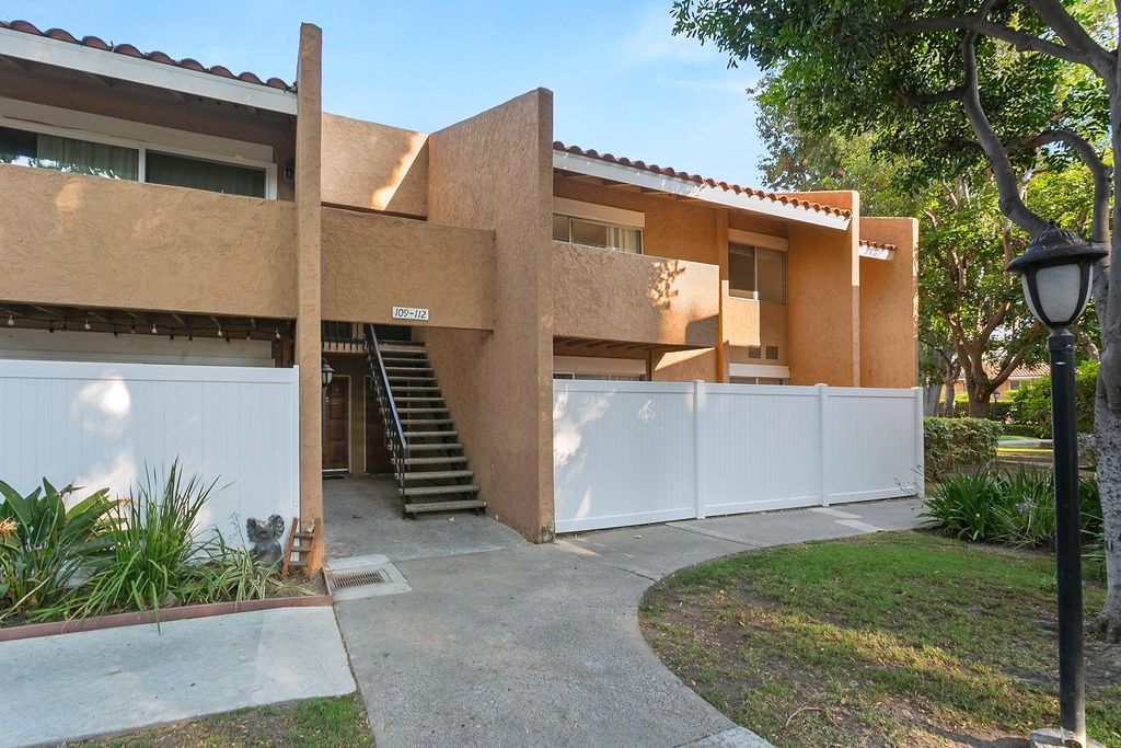 1001 W Macarthur Boulevard 110, Santa Ana, CA 92707