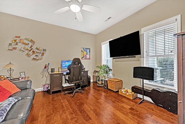 689 Ambler LN, Salem, VA 24153