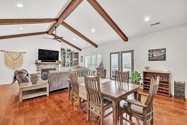 689 Ambler LN, Salem, VA 24153