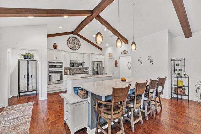 689 Ambler LN, Salem, VA 24153