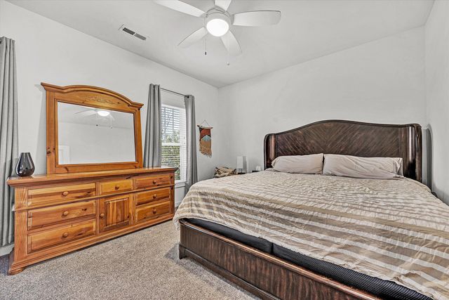 689 Ambler LN, Salem, VA 24153