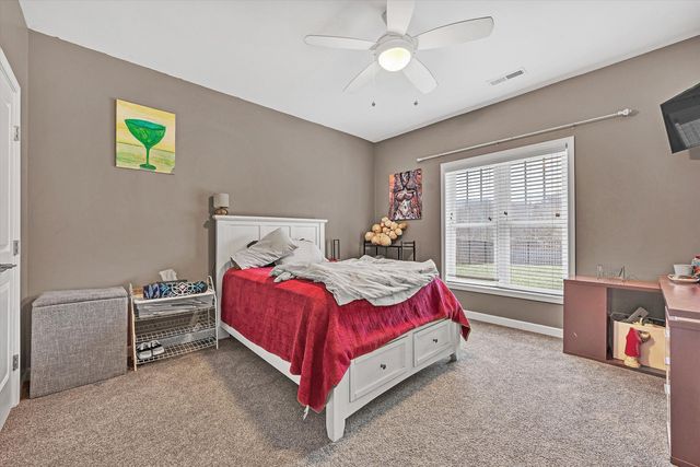 689 Ambler LN, Salem, VA 24153