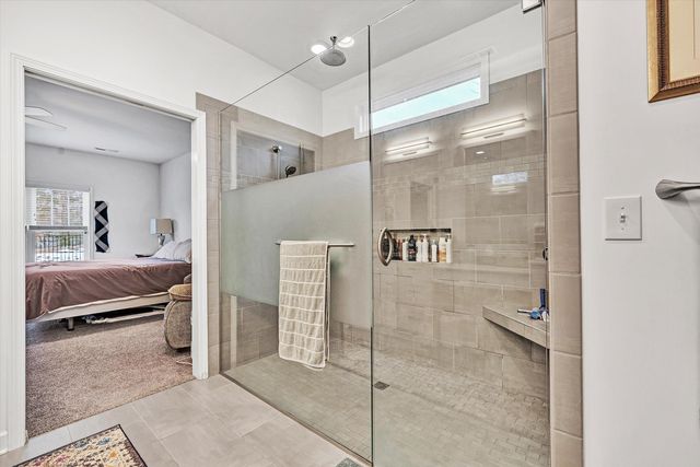 689 Ambler LN, Salem, VA 24153