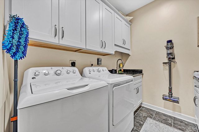 689 Ambler LN, Salem, VA 24153