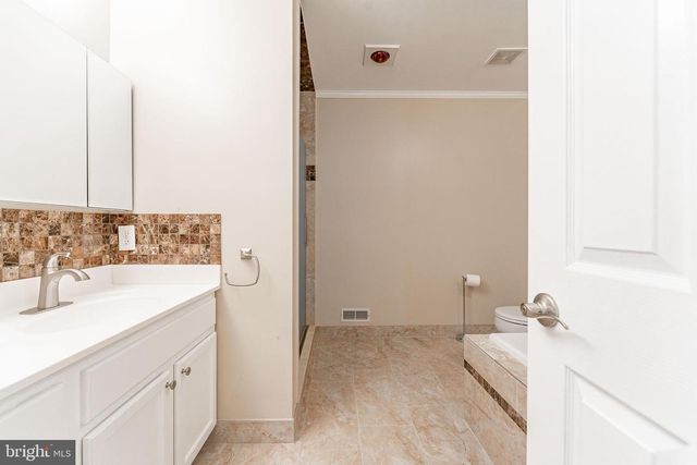 3403 MAPLEVALE CIR, Newtown Square, PA 19073
