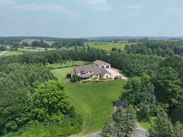 1800 DESERT DRIVE, Wausau, WI 54401