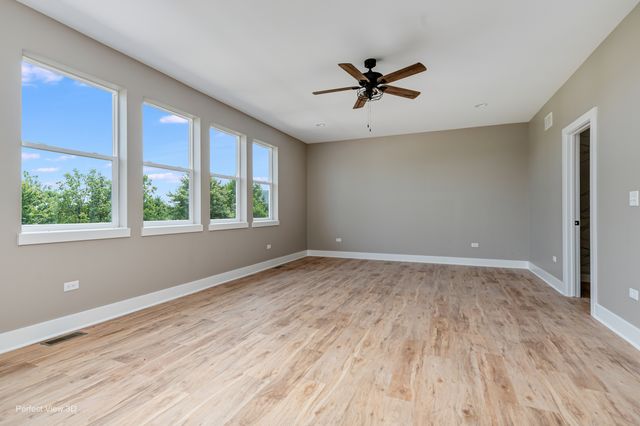 105 Northfield Drive, Minooka, IL 60447