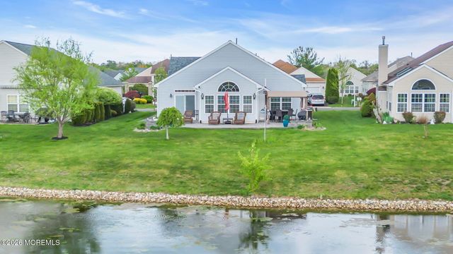 20 Wycliffe Drive, Manchester, NJ 08759