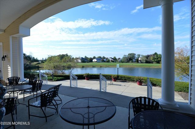 20 Wycliffe Drive, Manchester, NJ 08759