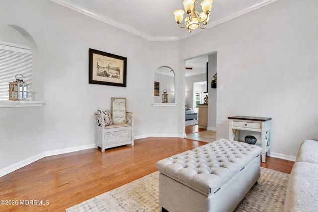 20 Wycliffe Drive, Manchester, NJ 08759