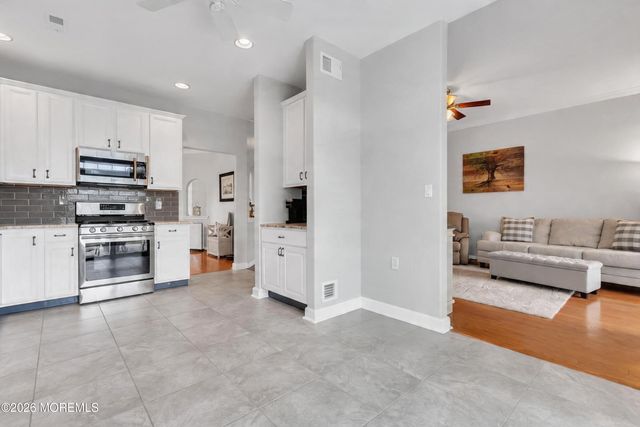 20 Wycliffe Drive, Manchester, NJ 08759