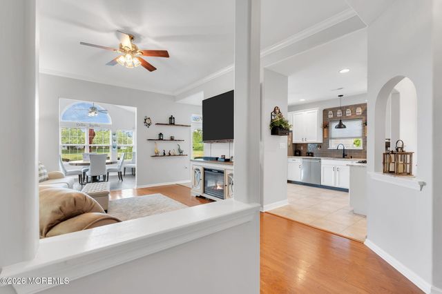 20 Wycliffe Drive, Manchester, NJ 08759