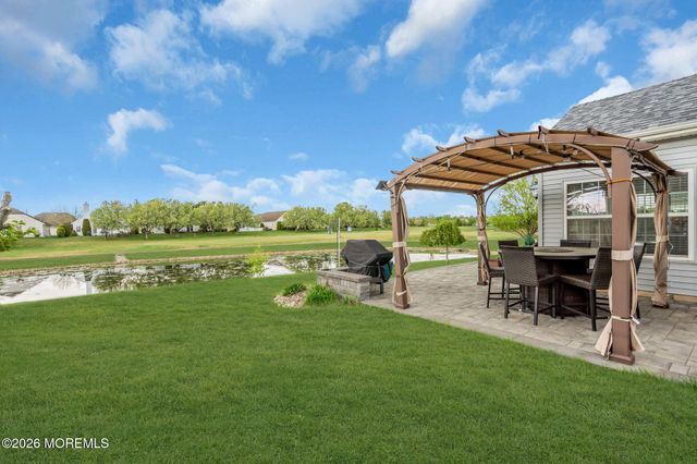 20 Wycliffe Drive, Manchester, NJ 08759