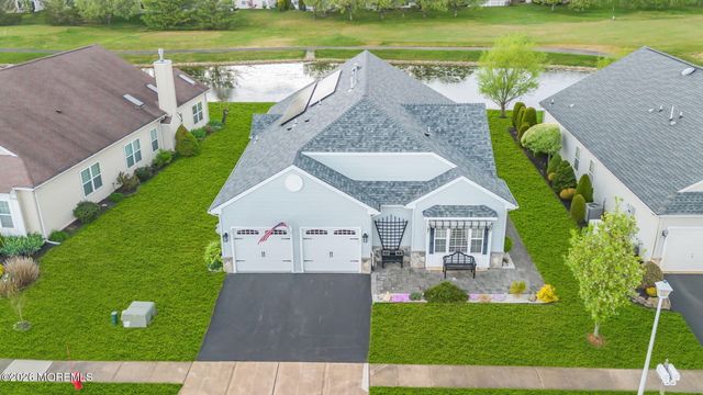 20 Wycliffe Drive, Manchester, NJ 08759