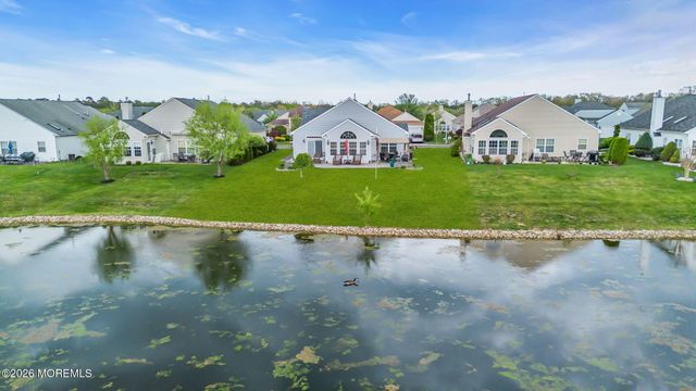 20 Wycliffe Drive, Manchester, NJ 08759