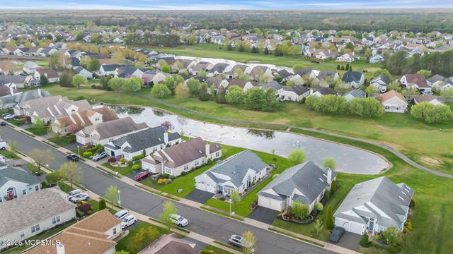 20 Wycliffe Drive, Manchester, NJ 08759