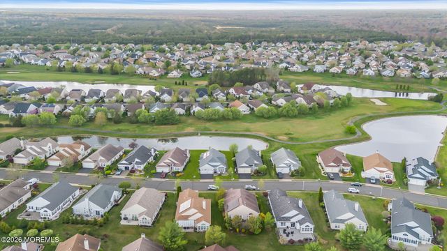 20 Wycliffe Drive, Manchester, NJ 08759