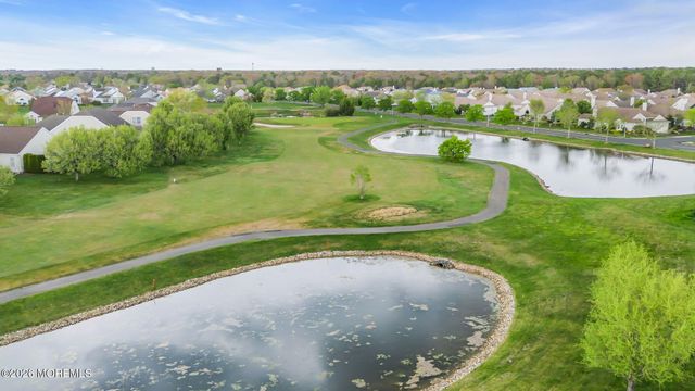 20 Wycliffe Drive, Manchester, NJ 08759