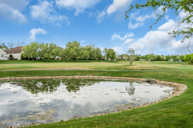 20 Wycliffe Drive, Manchester, NJ 08759